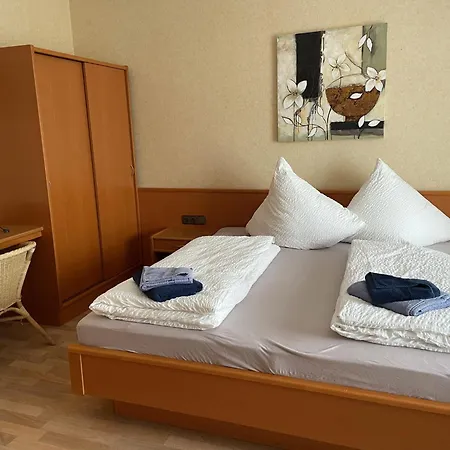 Weingut & Gaestehaus Andreas Erz Brauneberg Kamer foto